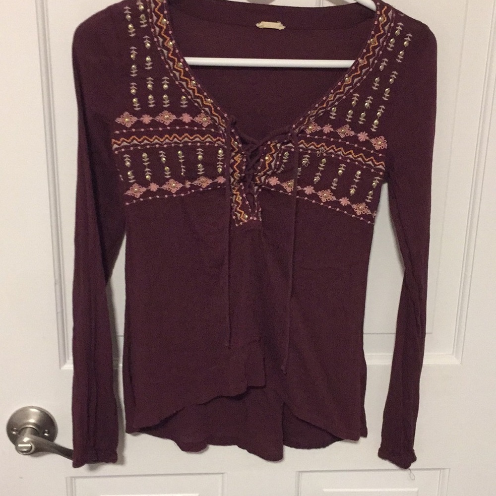 Maroon lace embroidered cross up top